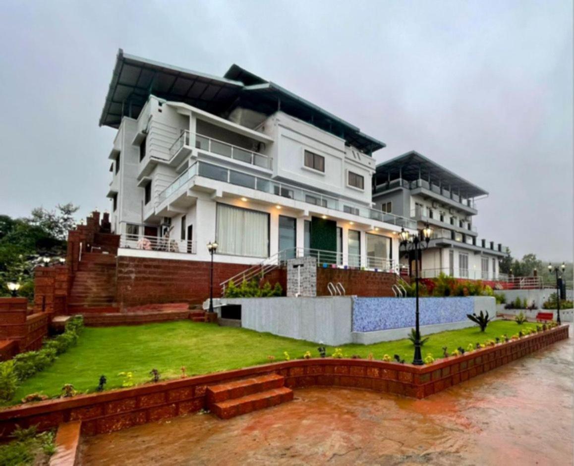 The Leaf Resort Mahābaleshwar Exterior foto